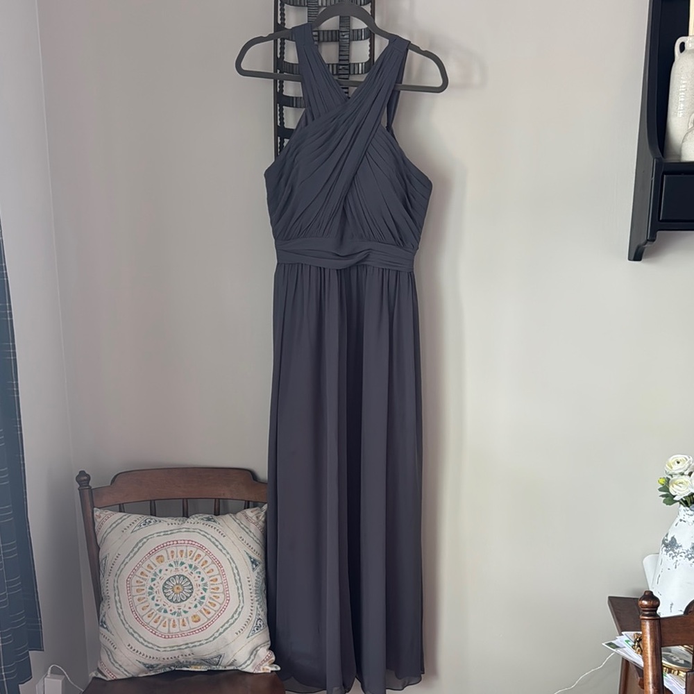Elegant Gray Sleeveless Dress